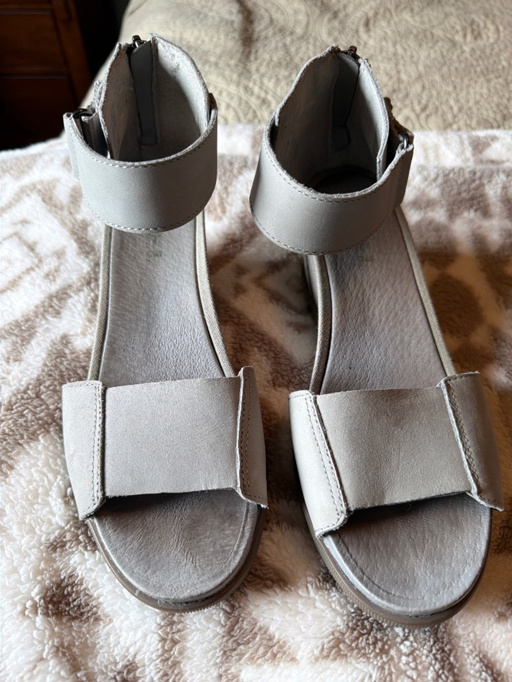 Adorable, gray wedge sandal